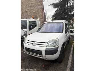 صورة ل عربات 2005 سيتروين BERLINGO
