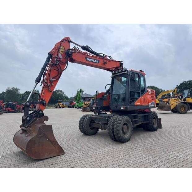 Doosan DX165W-5-48546702