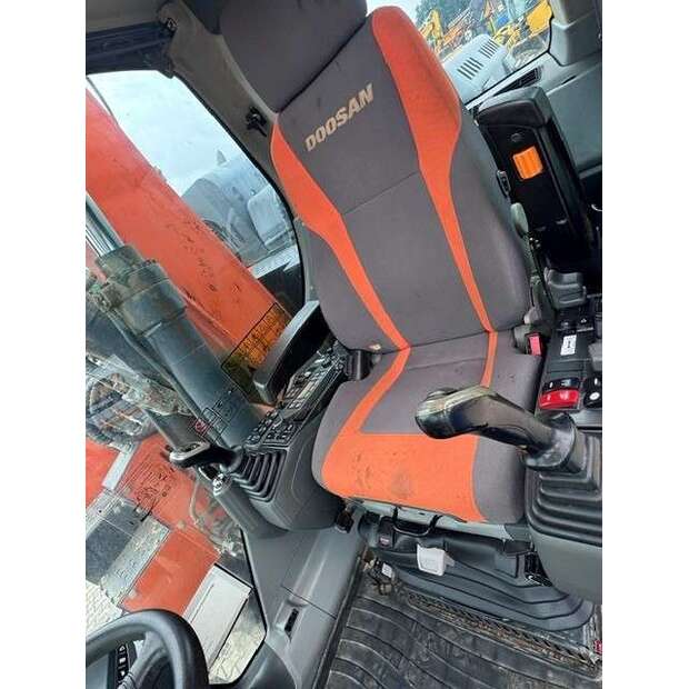 Doosan DX165W-5-48546712