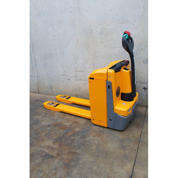 2019 Jungheinrich EJE 116 LI-ION-48548661