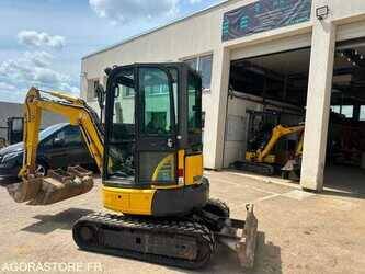 صورة ل حفارات كوماتسو PC26MR-3