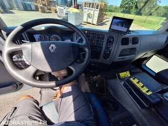 2012-renault-premium-lander-1473089-48558027
