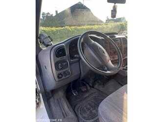 2005-ford-transit-1474294-48558176