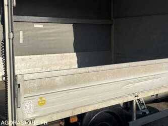 2005-ford-transit-1474294-48558186