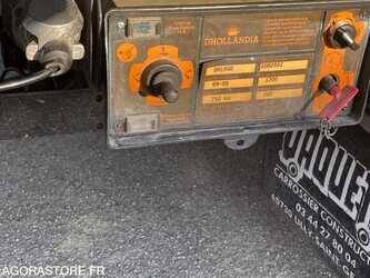 2005-ford-transit-1474294-48558191