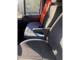 2005-ford-transit-1474294-48558194