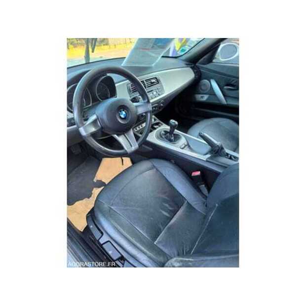 2004 BMW Z4-48558299