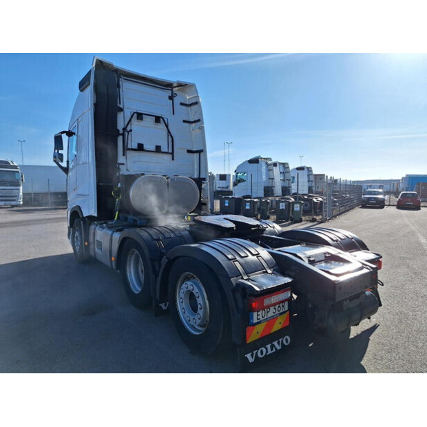 2022 Volvo Vehicle Tractor 6x2-2 Standard-48560165