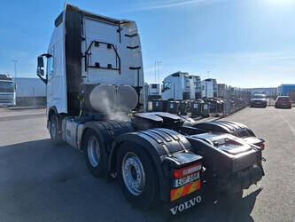 2022-volvo-others-1474398-48560165