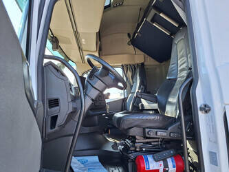 2022-volvo-others-1474398-48560172