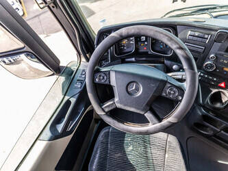 2015-mercedes-benz-actros-1845-ls-1474421-48560741