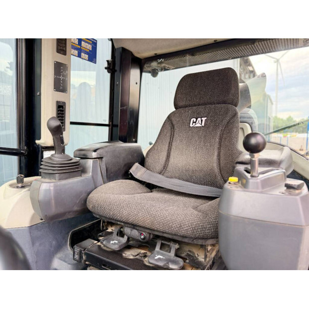 2016 Caterpillar 963K-48562506