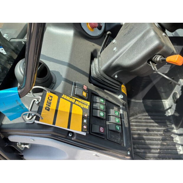 2023 ديتشي Mini Agri 26,6 NLC190-48562800