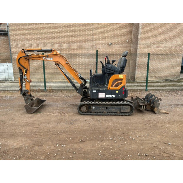 2021 CASE CX17C-48563036