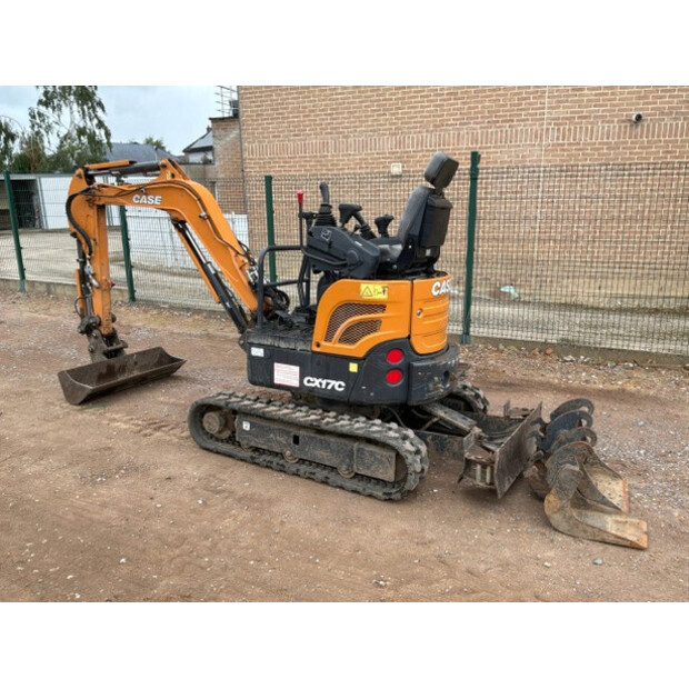 2021 CASE CX17C-48563037