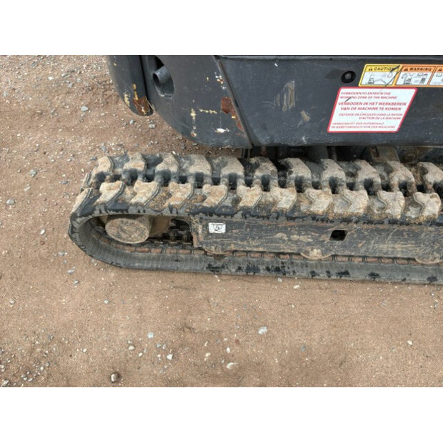 2021 CASE CX17C-48563040