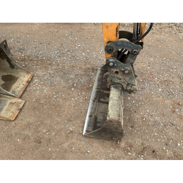 2021 CASE CX17C-48563044