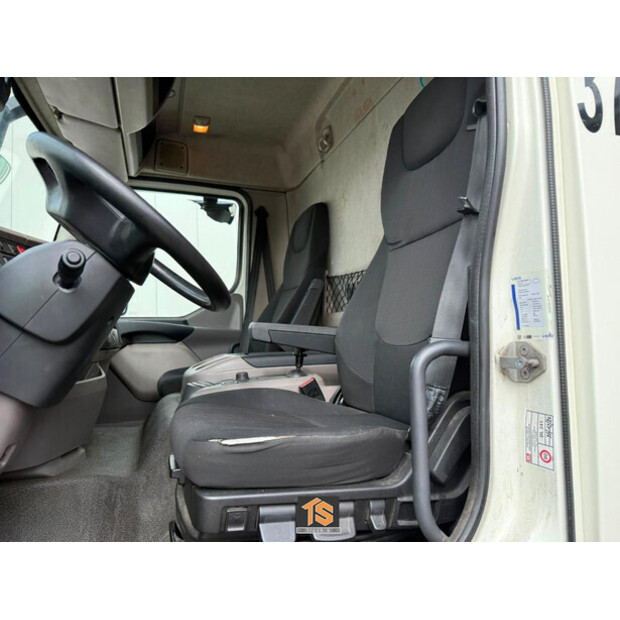2018 DAF LF 260-48563095