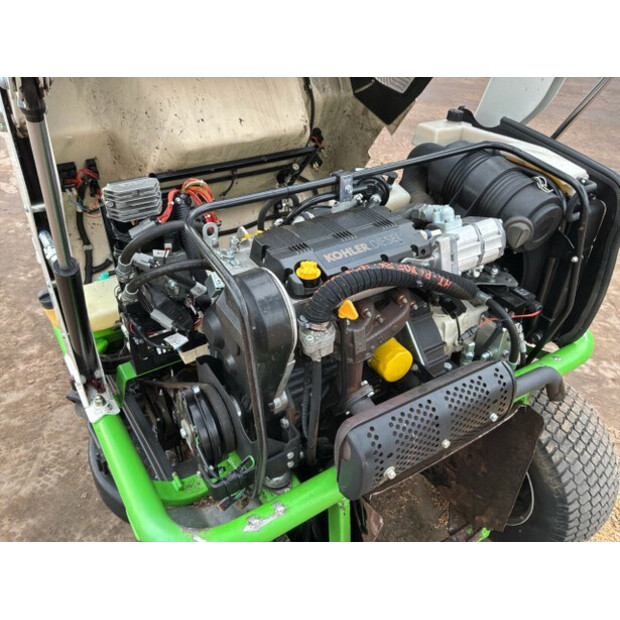 2023 Etesia HYDRO 124D-48563320