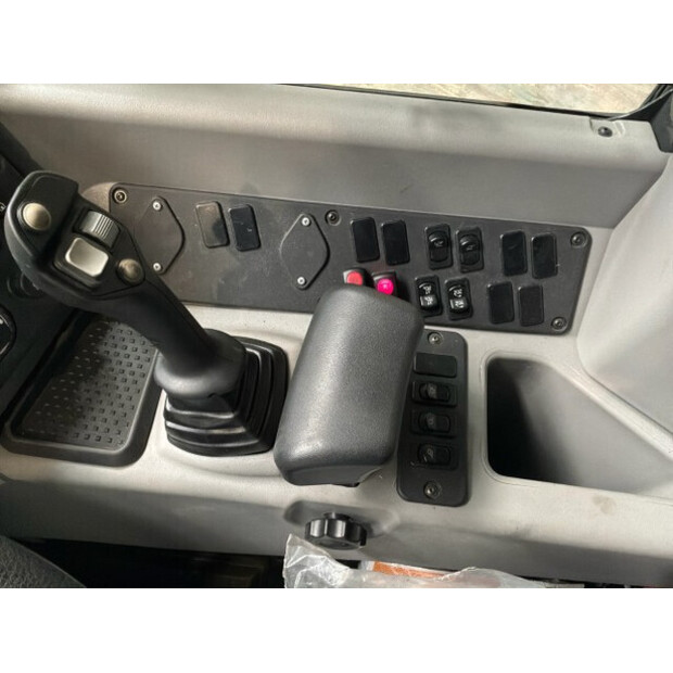 2022 New Holland W50C-48563449
