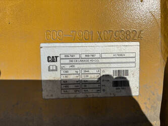 2025-caterpillar-330gc-1474669-48563471