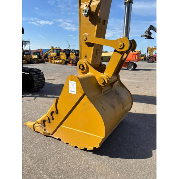 2025 Caterpillar 336-48563593