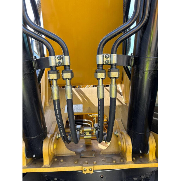 2025 Caterpillar 336-48563600