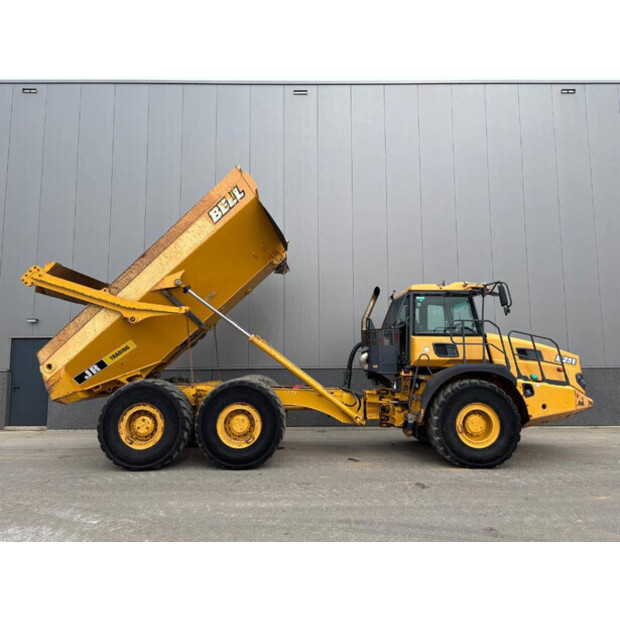 2017 BELL B25E-48563633