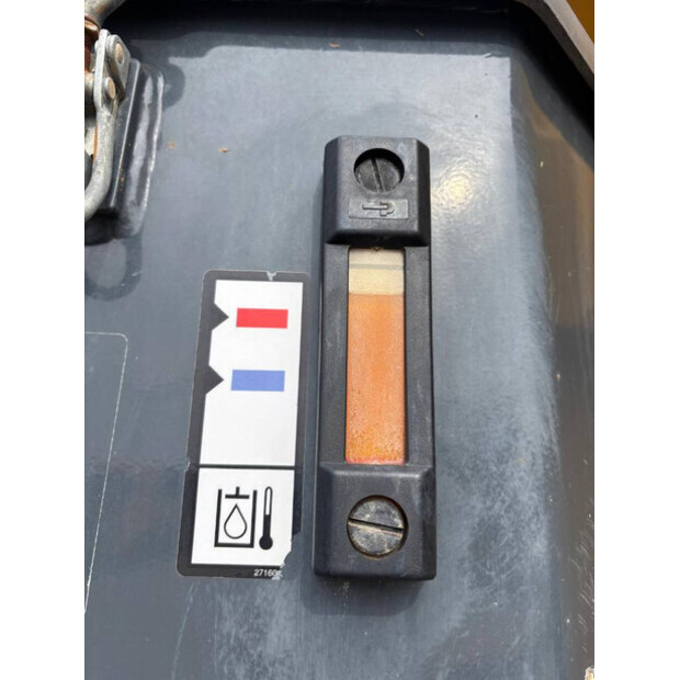 2017 BELL B25E-48563655