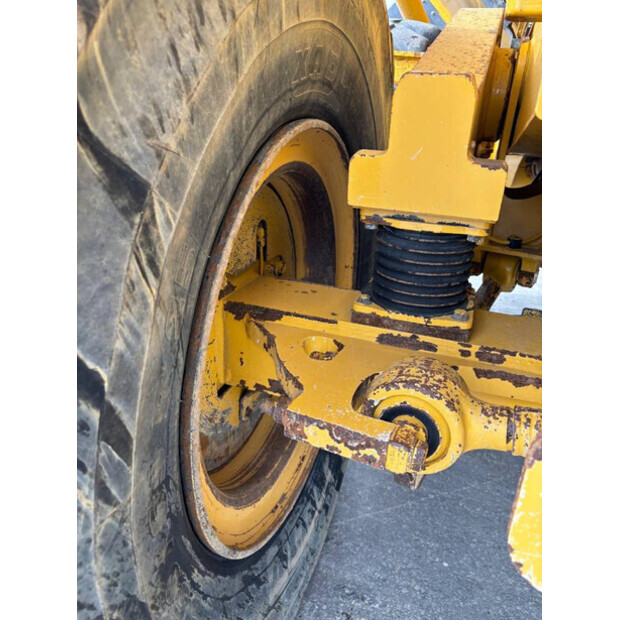 2017 BELL B25E-48563656
