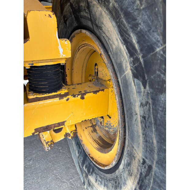 2017 BELL B25E-48563657