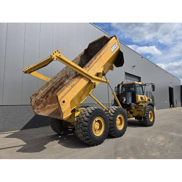 2017 BELL B25E-48563702
