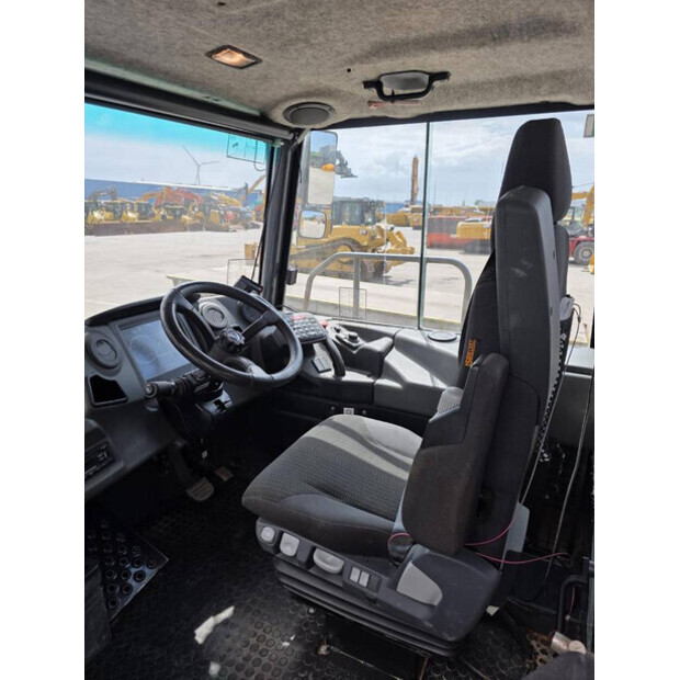 2017 BELL B25E-48563710