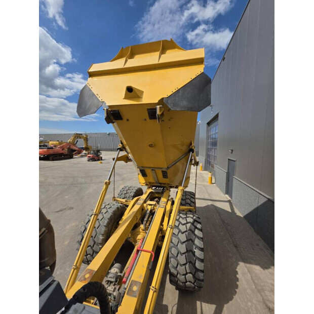 2017 BELL B25E-48563717