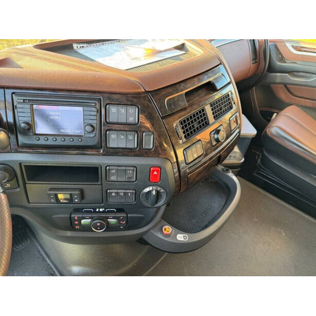 2019 DAF XF530-48563942