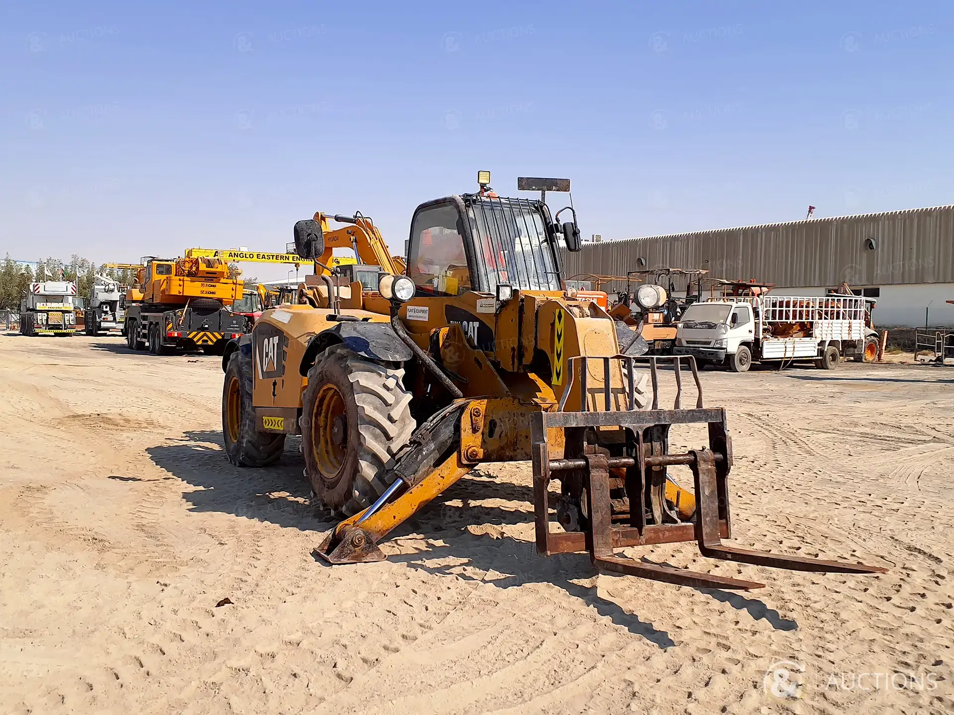 Image for LIFTS ⁠2013 Caterpillar TH414