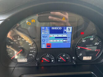 2016-iveco-stralis-1474773-48581172
