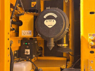 2018-komatsu-pc-210-lci-11-1469974-48581707