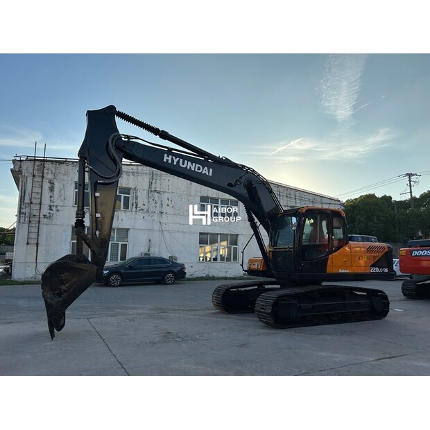2024 Hyundai 220LC-9S-48581791