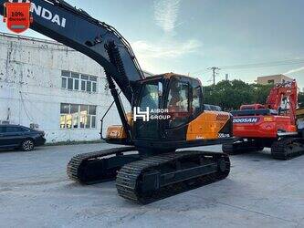 صورة ل حفارات 2024 هيونداي 220LC-9S