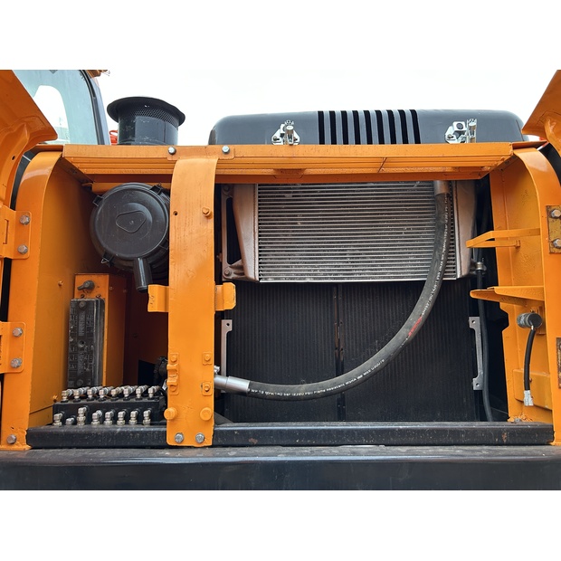 2024 Hyundai 220LC-9S-48582255