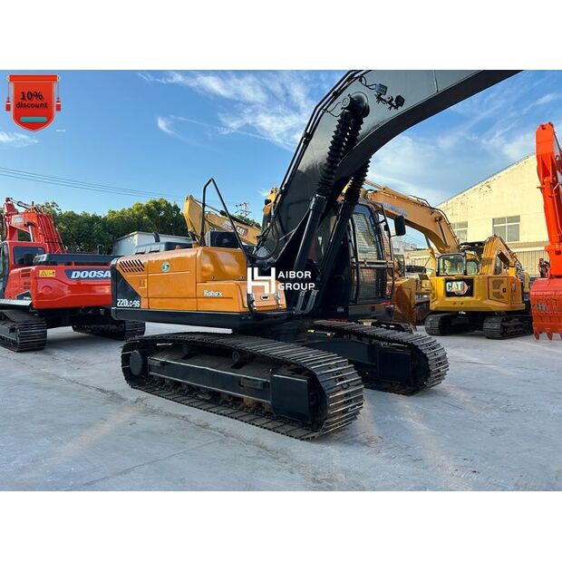 2024 Hyundai 220LC-9S-48582275