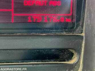 2011-renault-kerax-1474793-48582575