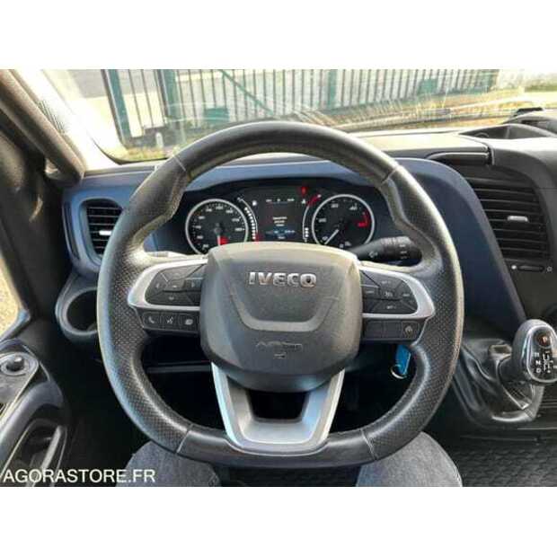 2019 Iveco 35S14N-48582857