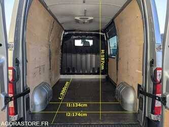 2017-renault-master-1474813-48582993