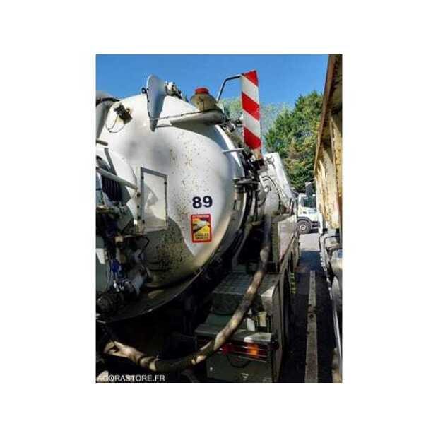 2004 مرسيدس بنز 2533-48583018