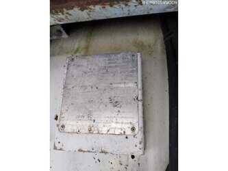 2004-mercedes-benz-2533-1473155-48583020