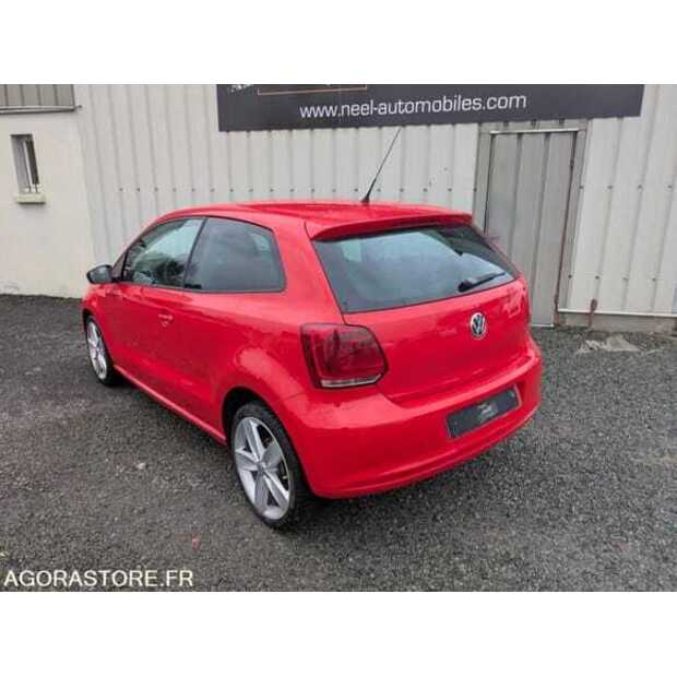 Volkswagen POLO-48583323