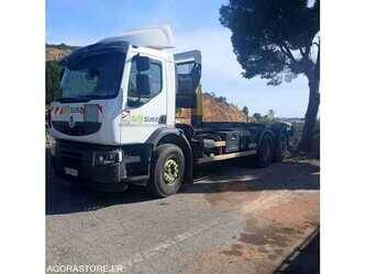 2012-renault-premium-1474846-48583431