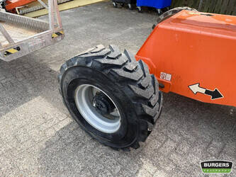2016-jlg-400s-48587189